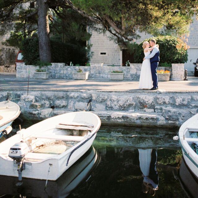 https://www.caprimydaywedding.com/wp-content/uploads/2025/03/location-2-640x640.jpg